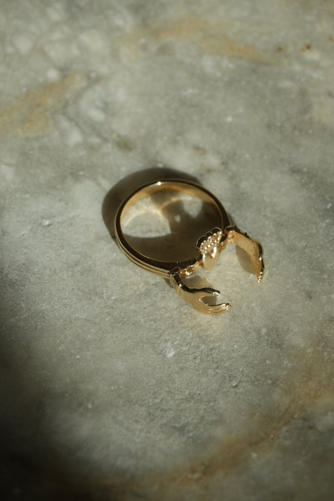 GOLDEN CLAUDAUGH RING