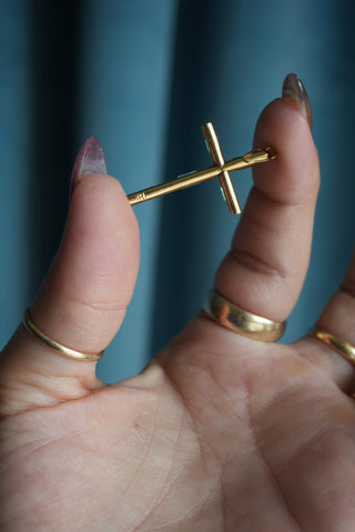 18K EMERALD CROSS PENDANT