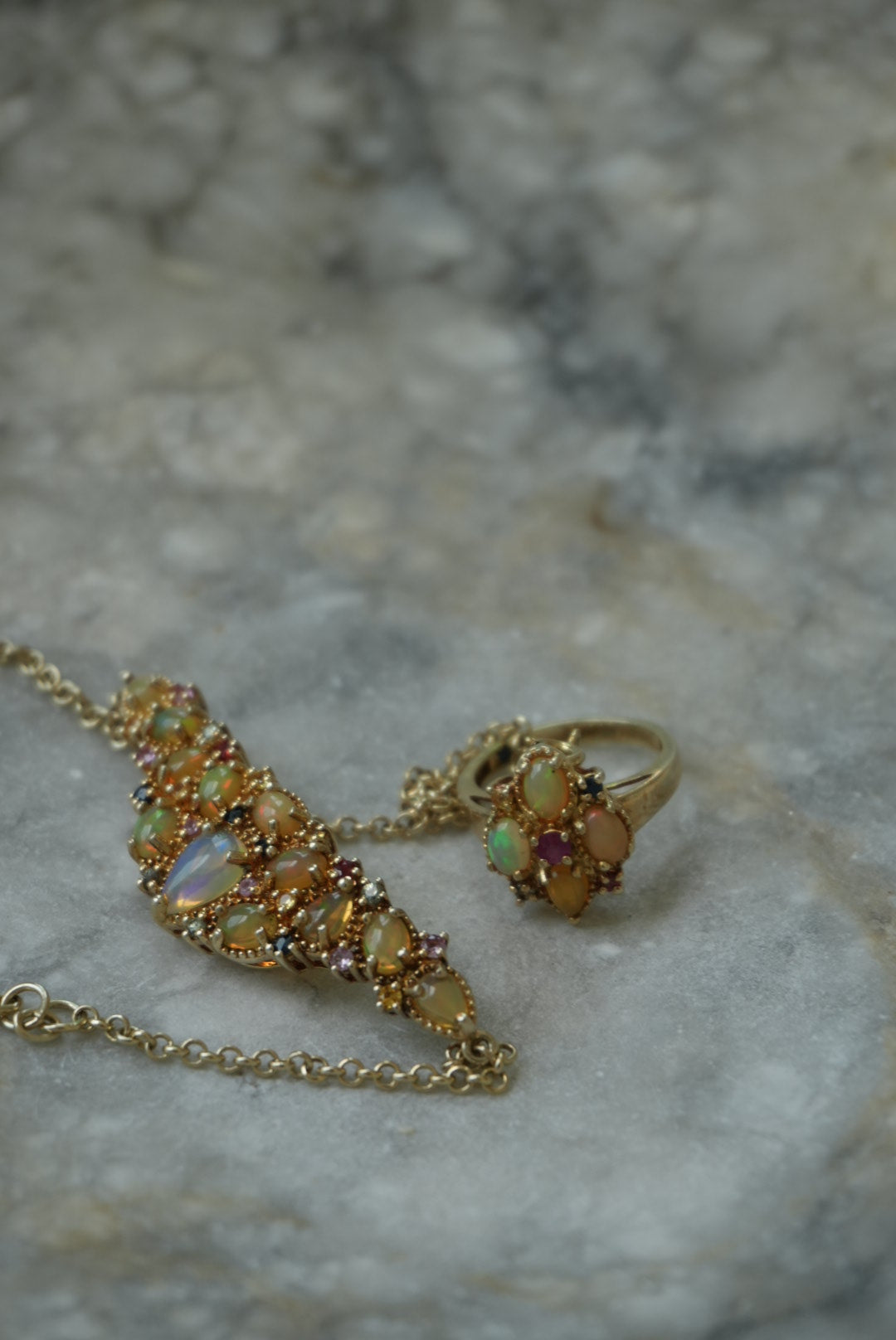 GOLDEN HAND CHAINS