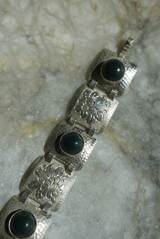 ANTIQUE SO JADED