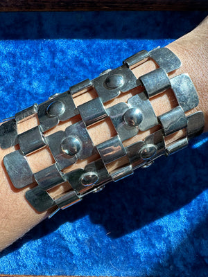 GOTH CUFF