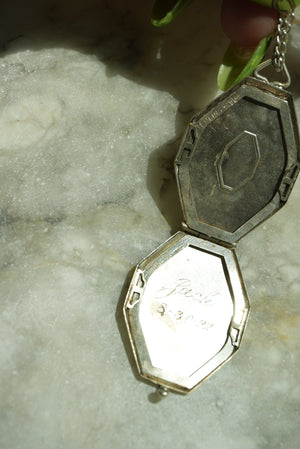 “MEE” LOCKET