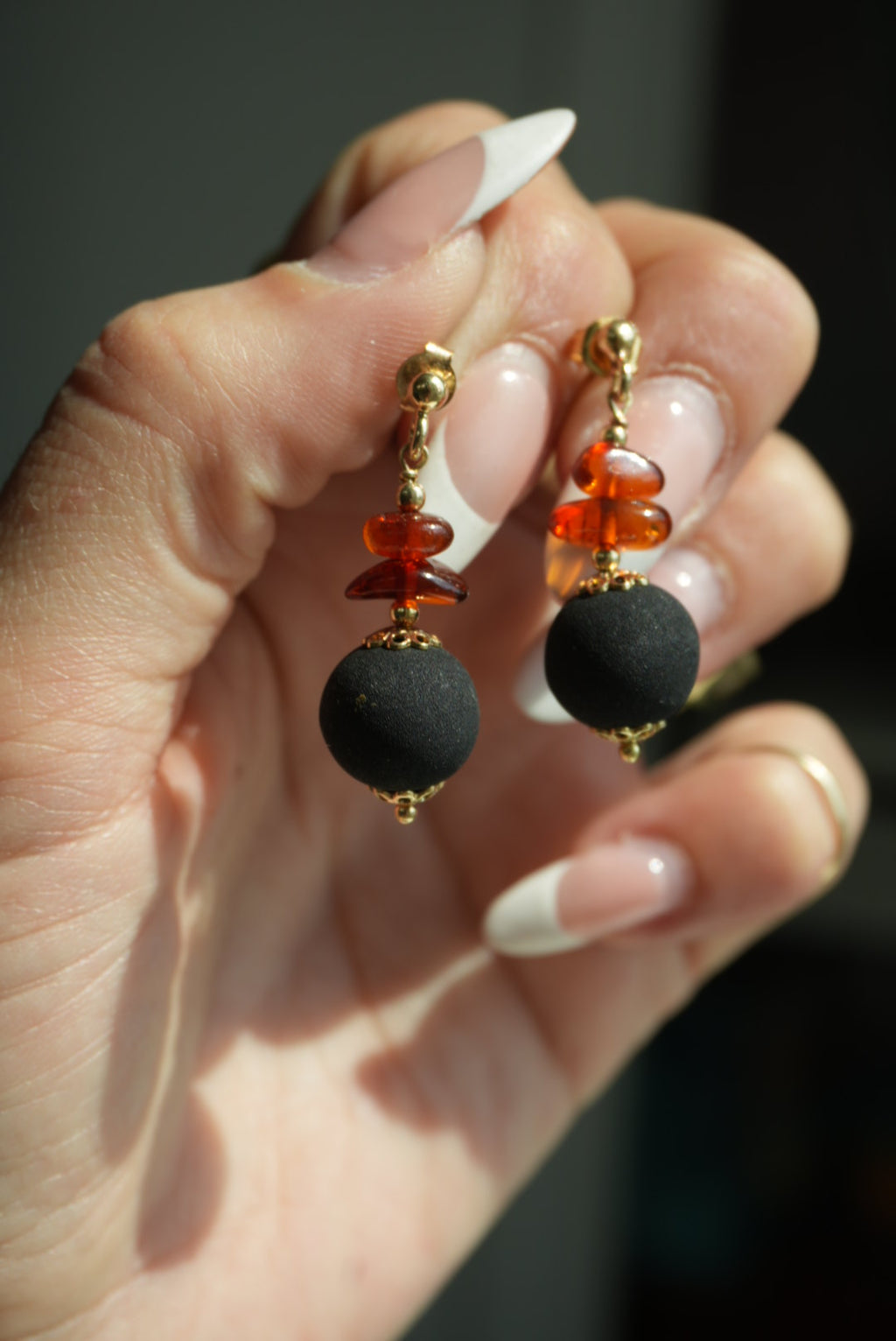 AMBER DROPS