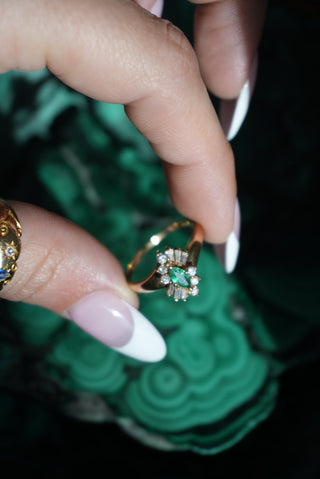 14K EMERALD & DIAMOND RING