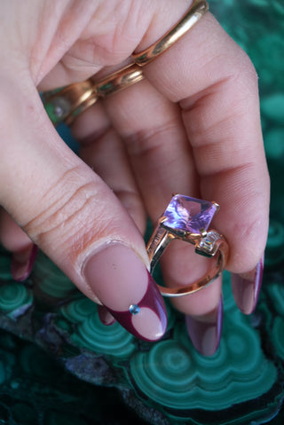 ELIZABETHS RING SZ 6