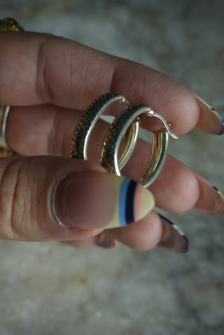 SNAKE AROUND - STERLING BUBBLE HOOP