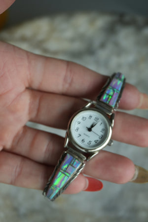 OPAL MAGIC TIME KEEPER