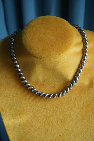 CROISSANT STAPLE
