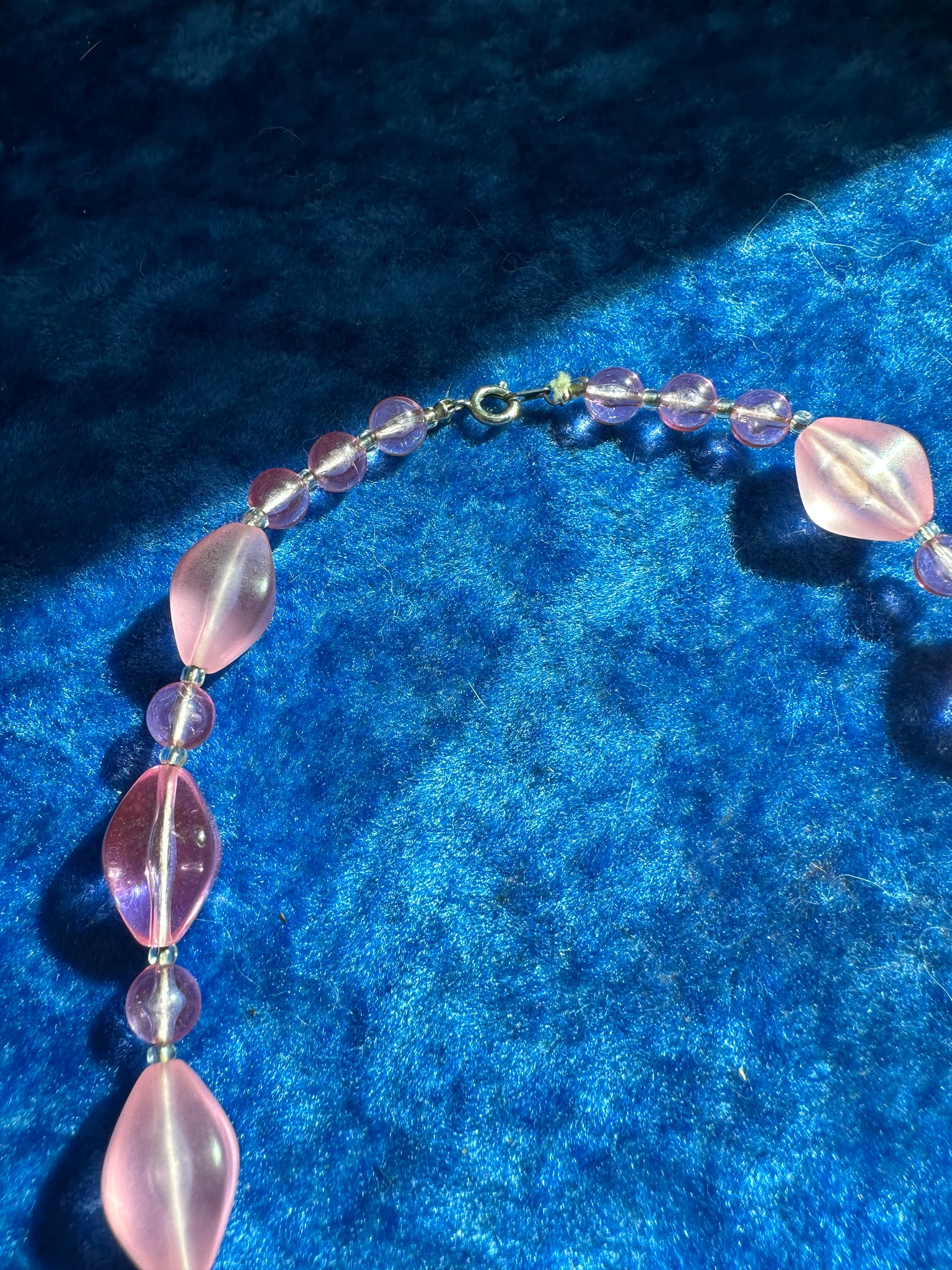 PRETTY & PINK