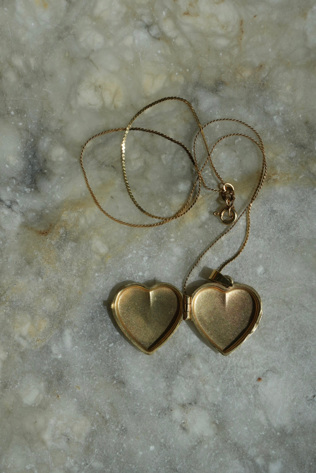 14K GOLD LOCKET NECKLACE