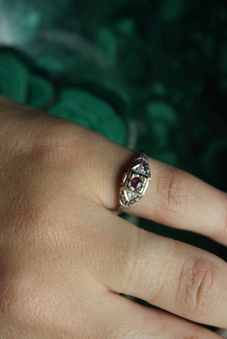 18K ANTIQUE WHITE GOLD & RUBY RING