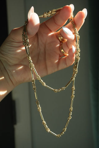 GOLDEN KNOT