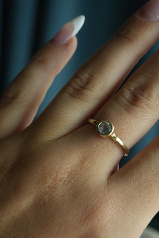 14K TOPAZ BEZEL RING