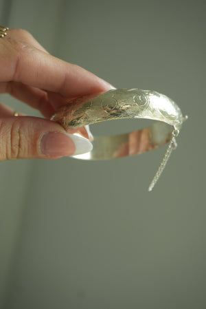 GREAT AUNTS BANGLE