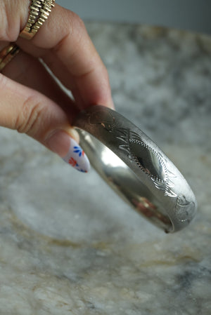 BRUSHED BANGLE
