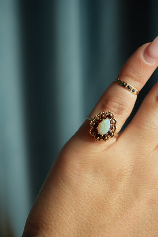 10K ANTIQUE OPAL RING