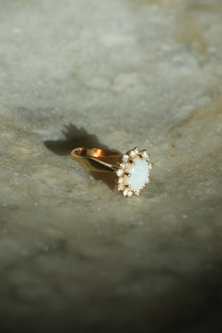 14K OPAL & DIAMOND RING