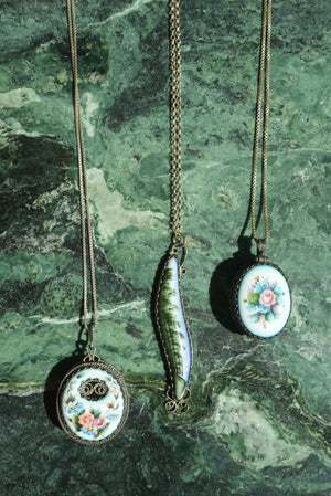 PORCELAIN STILLLIFE