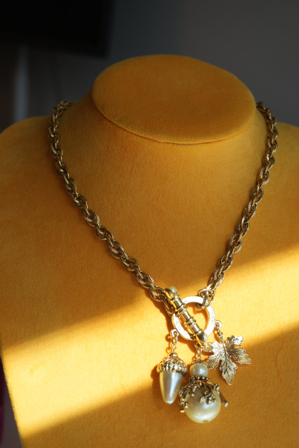 TOGGLE ME CHARMS