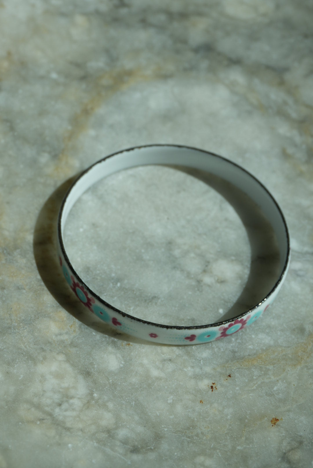 DAINTY ONE