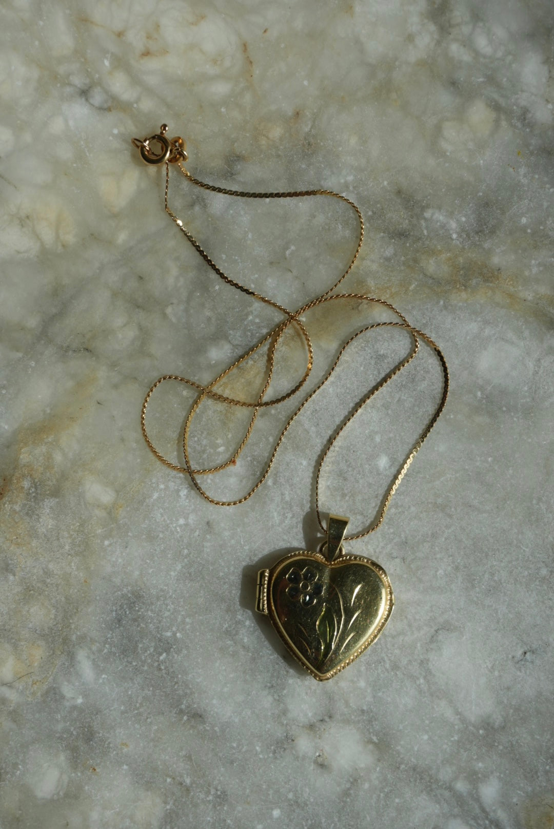 14K GOLD LOCKET NECKLACE