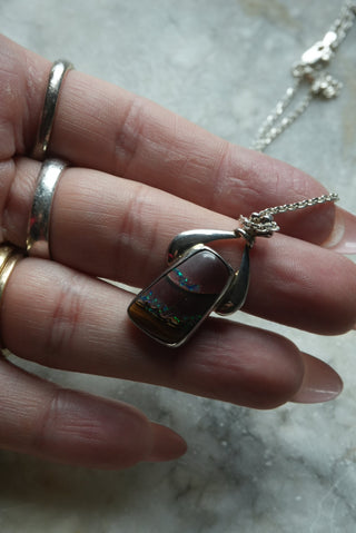 Rogue Legacy - Sterling Polished Stone Necklace