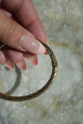 GOLDEN WRAPS