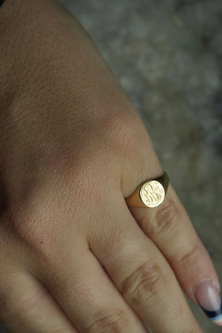 14K SIGNET RING