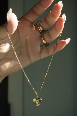 SECRET TREASURE