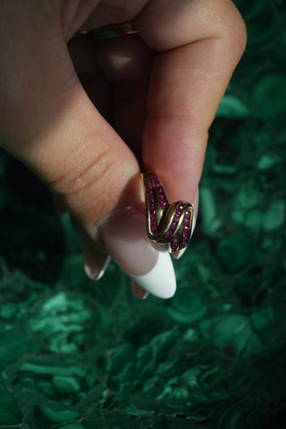 14K RUBY RIBBON RING