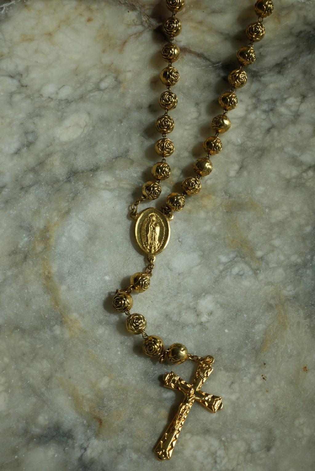 ROSY ROSARY
