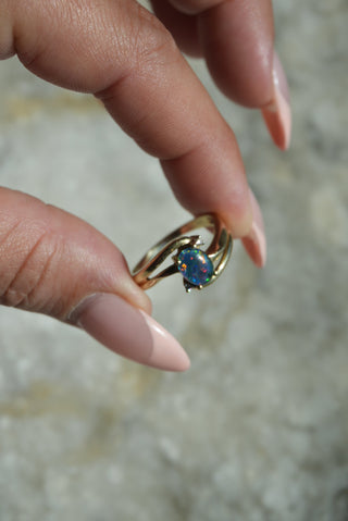 14K BLUE OPAL RING