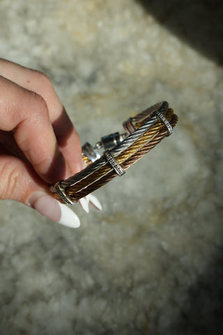 TRI-COLOR BANGLE BRACELET