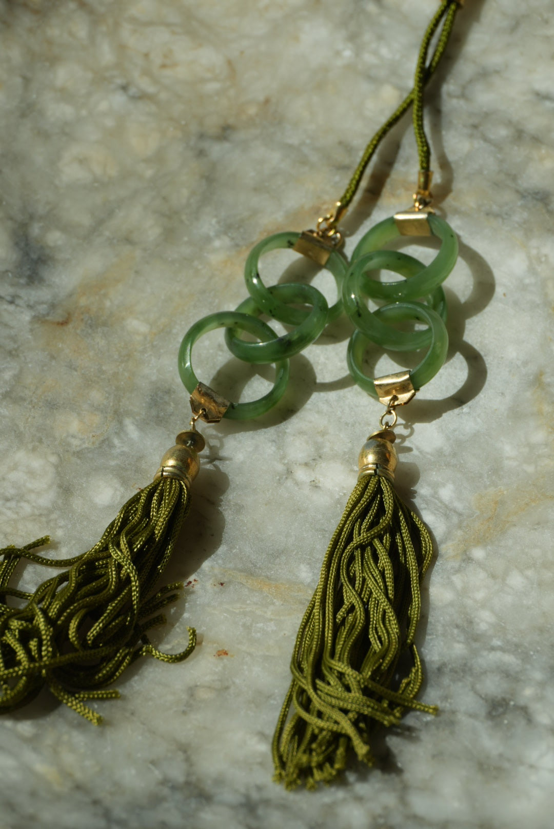 UNIQUE RARE JADE LARIAT