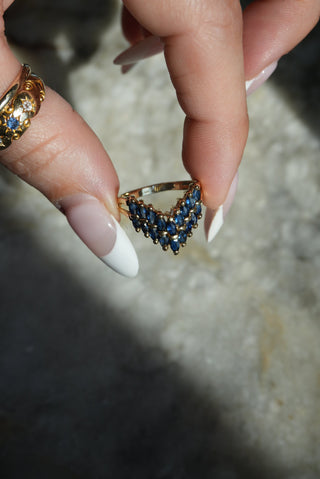 14K SAPPHIRE CHEVRON RING