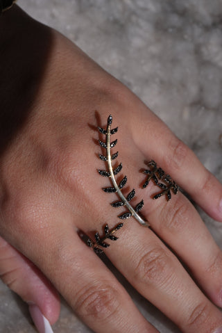 Tree Climber - Sterling Pave Vine Ring Size 6 & 7