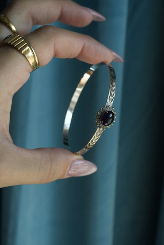New Moon - Sterling Onyx Cabochon Bangle