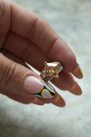 DIAMOND EYES SZ 5.5