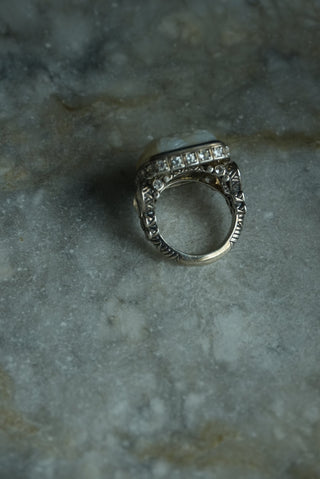 STEPHEN DWECK STERLING SOLVER RING - HAND CARVED MOTHER OF PEARL WITH QUARTZ & MOONSTONE SZ