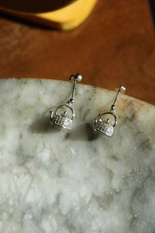 CRYSTAL KETTLES