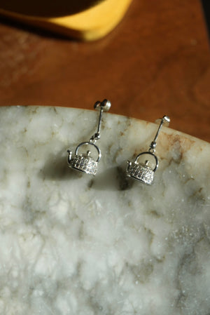 CRYSTAL KETTLES
