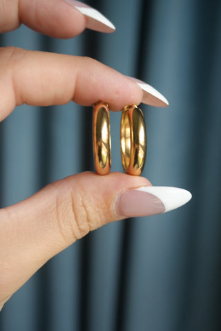 GOLDEN HOOPS