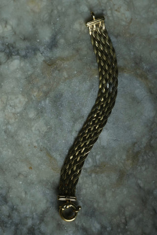 GOLDEN WEAVE