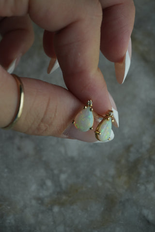 10K OPAL STUDS