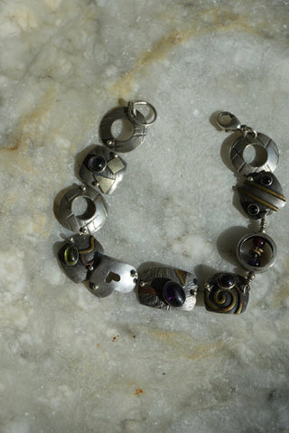ARTISTRY LINKS