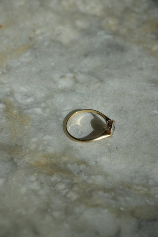 14K FLOWER RING