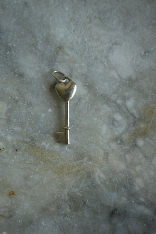 KEY TO TIFFANY