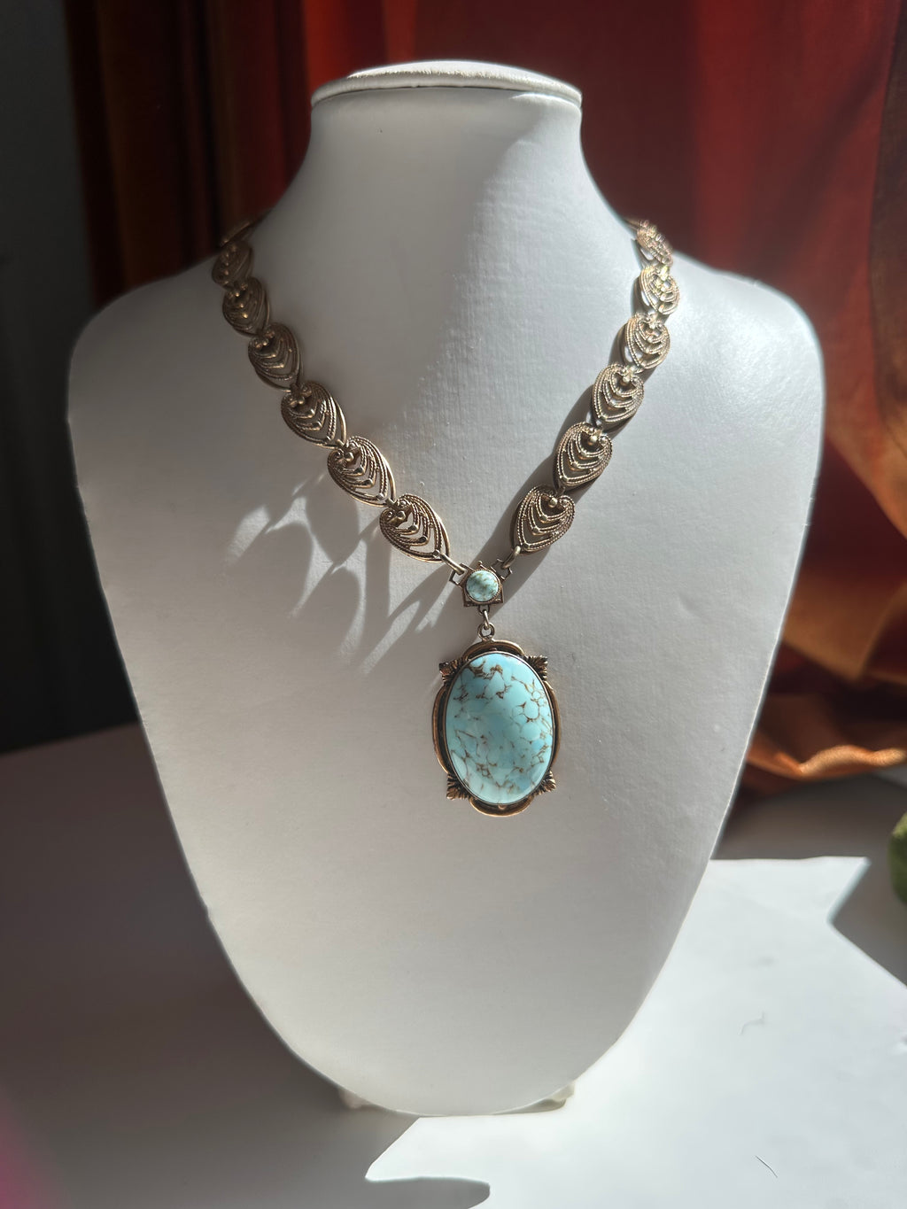1950s TURQUOISE NECKLACE