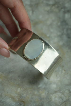 MOTHER OF PEARL GIRL