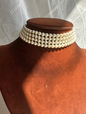 PEARL CHOKERS